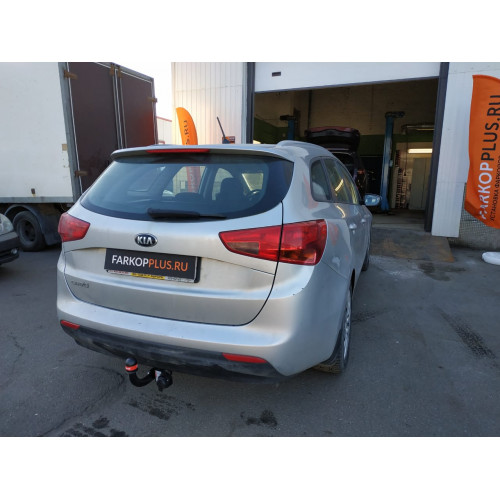 Фаркоп BOSAL (ORIS) на KIA Ceed 2012–  Арт. 6756-A (универсал)